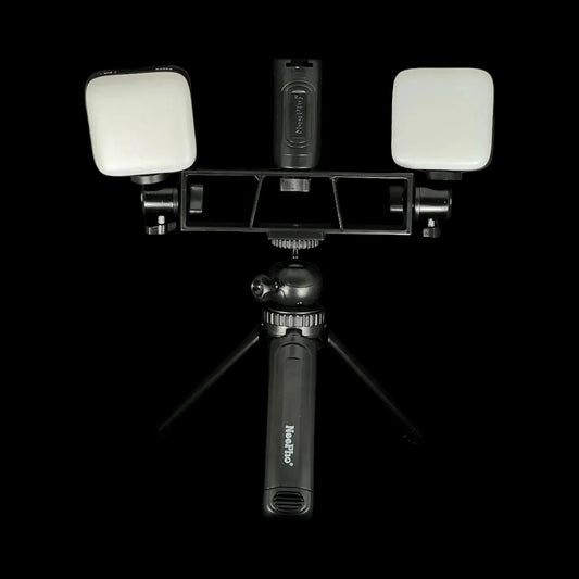Fully adjustable light kit